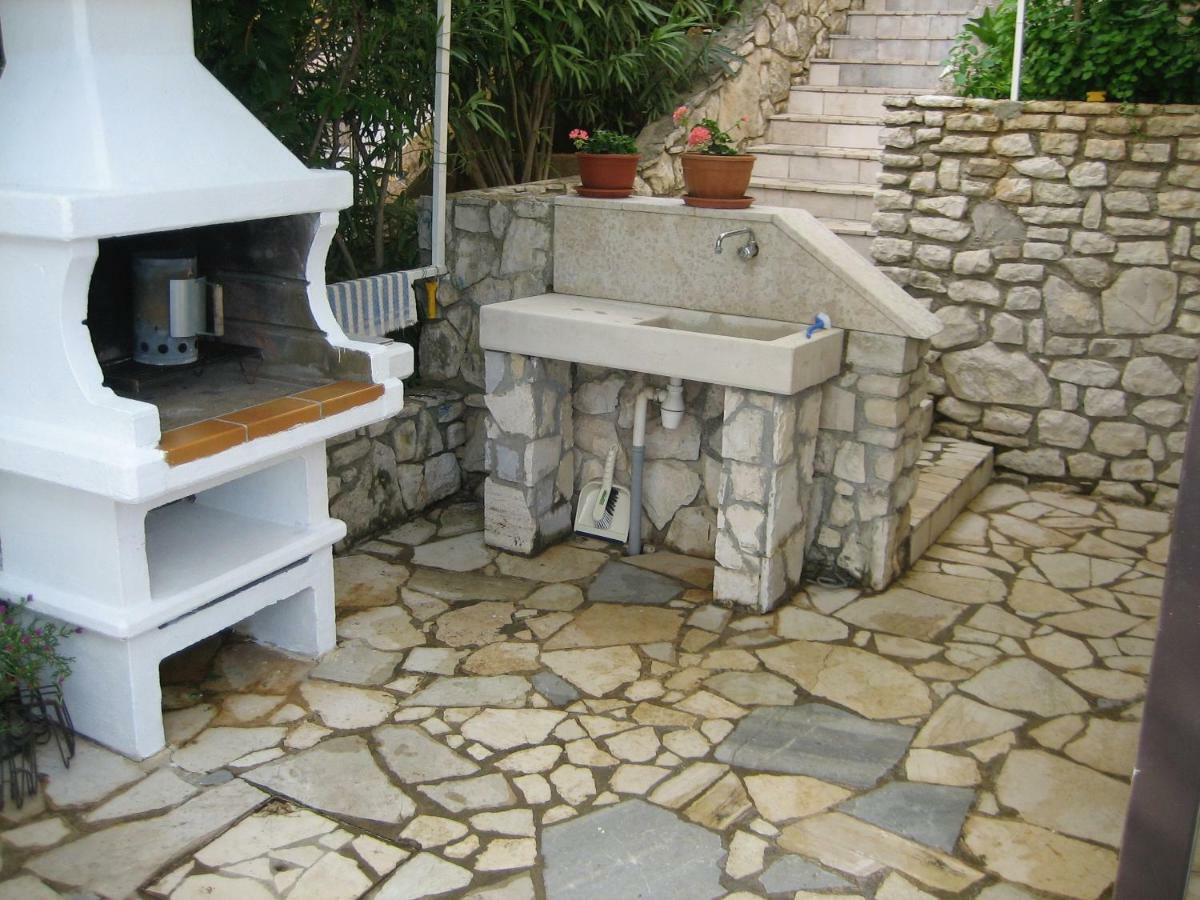 Luxury 1 Bedroom Apartment In Rabac Exteriör bild