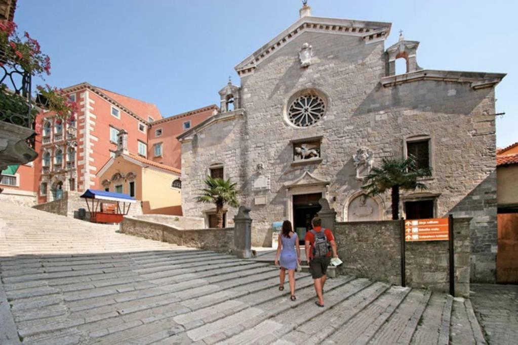 Luxury 1 Bedroom Apartment In Rabac Exteriör bild