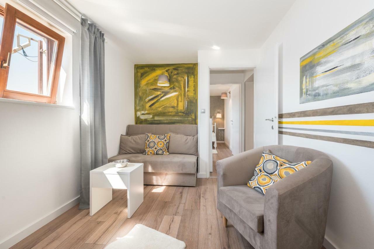 Luxury 1 Bedroom Apartment In Rabac Exteriör bild